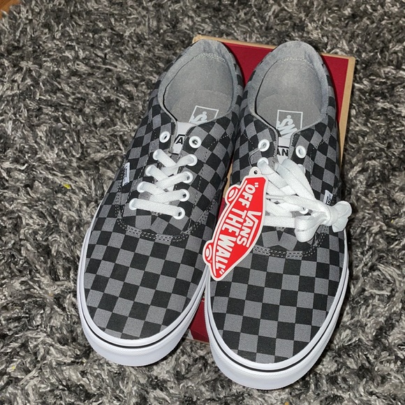 Vans Sneakers - Picture 5 of 6